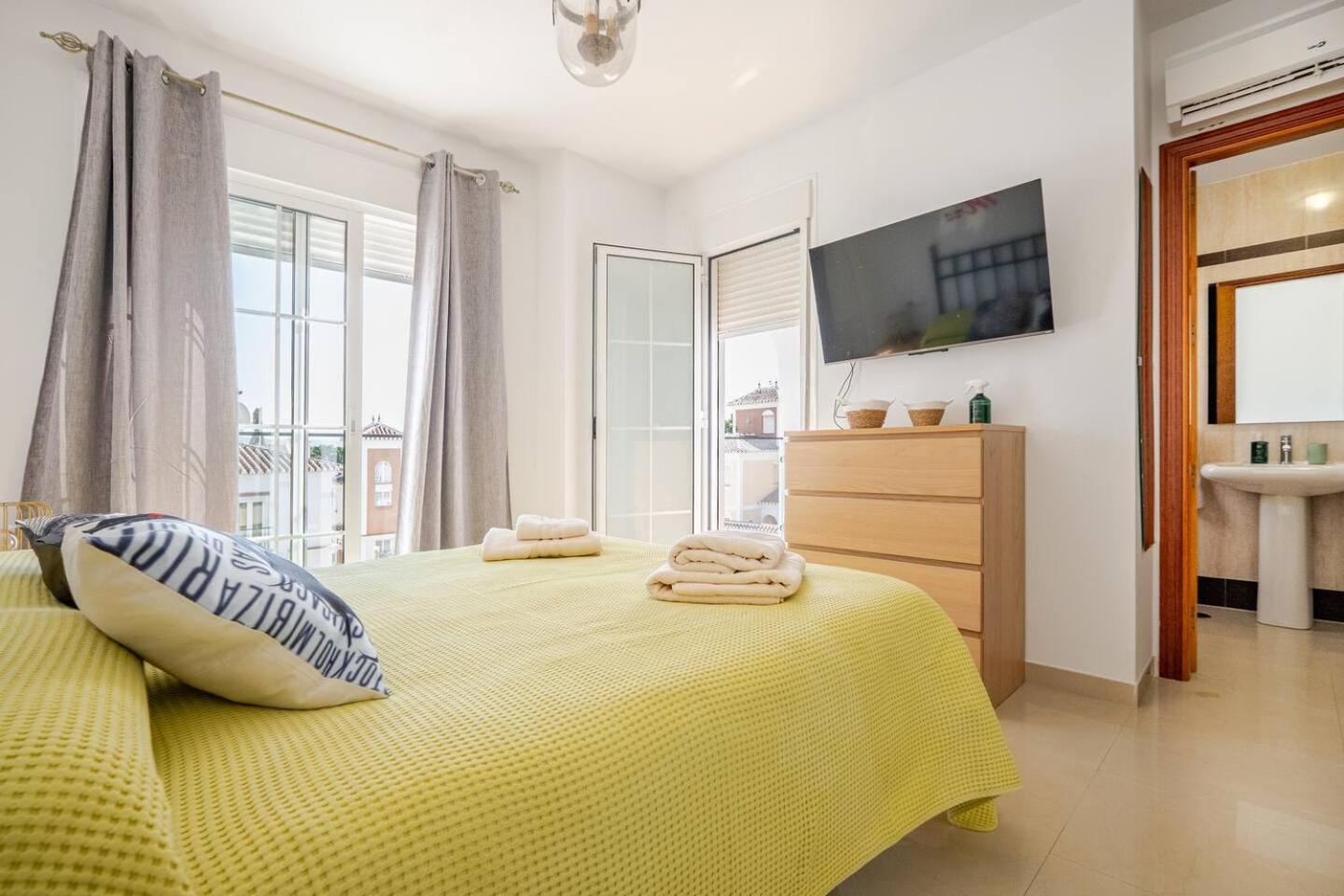 Villa Antonia Mar - Private & Heated Pool - Punta Lara Нерха Екстер'єр фото